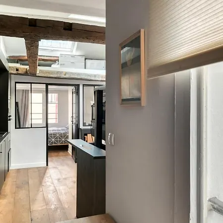 Appartement Luxurious Flat - Square Du Temple In Parijs